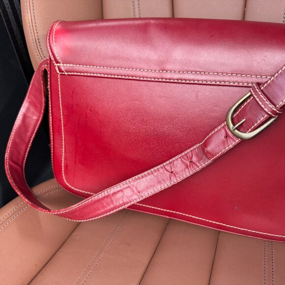 Beautiful official Emirates flight attendant cabin crew bag with Emirates stamp - Picture 5 of 14